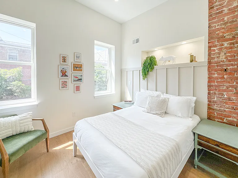 637 Belgrade St — Photo 36