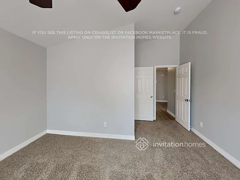 1834 S 106th Ave — Photo 11