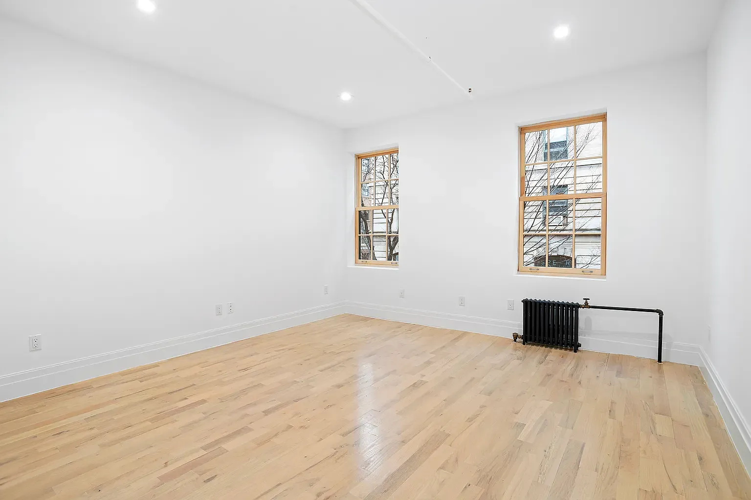 50 Clark Street — Photo 3
