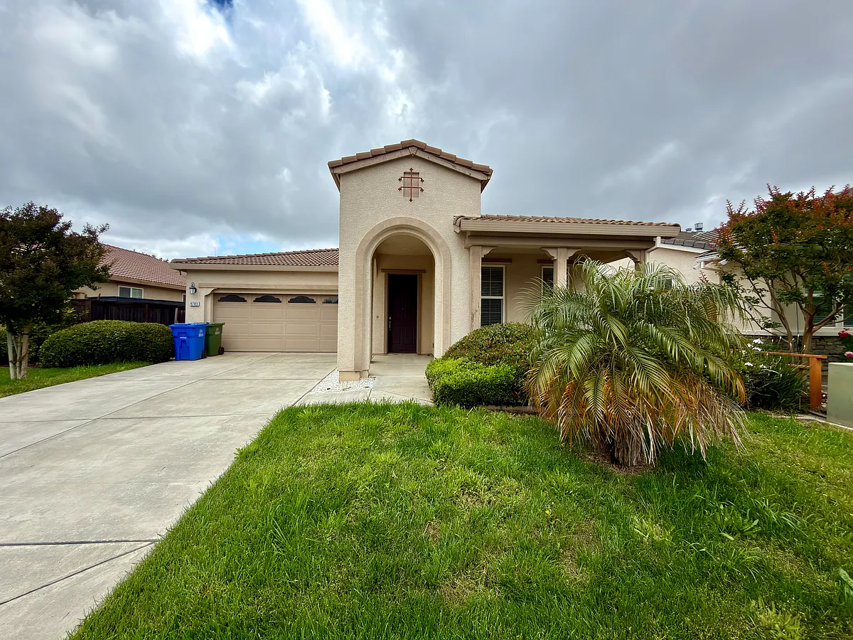 Building Photo - 9783 Joebar Cir