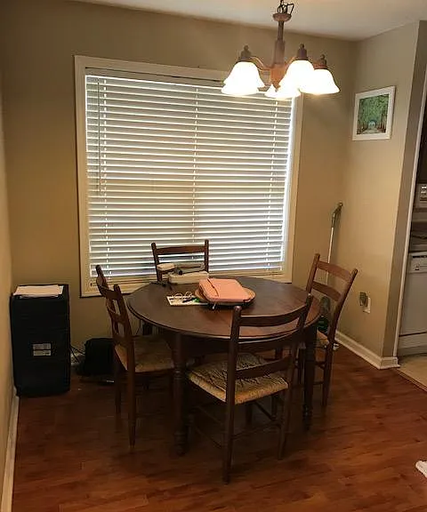 1305 Cedar Shoals Dr — Photo 3