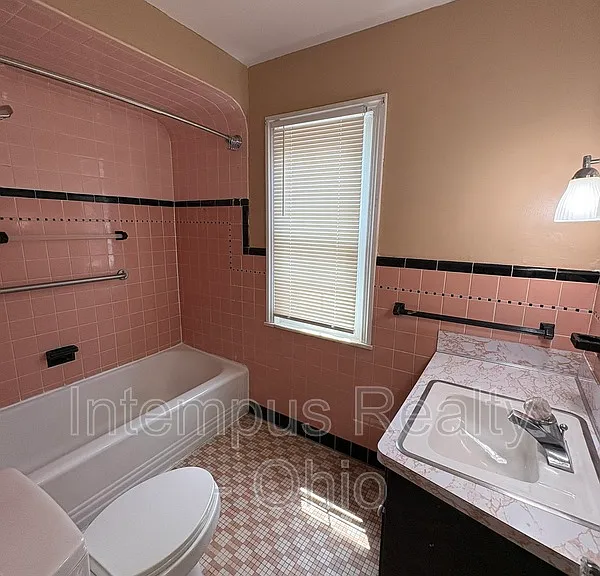 3882 Faversham Rd — Photo 17