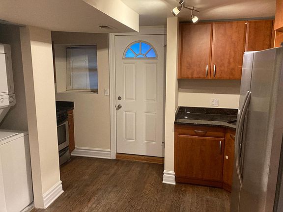3rd image of 5609 N Glenwood Ave