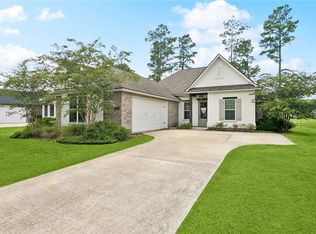 23339 Noble Oak Dr, Springfield, LA 70462