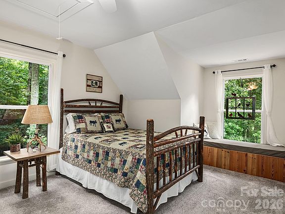 17th image of 420 Chimney Rock Dr