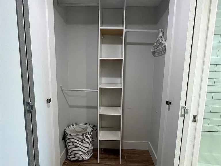 11863 Wimbledon Cir #536 — Photo 7