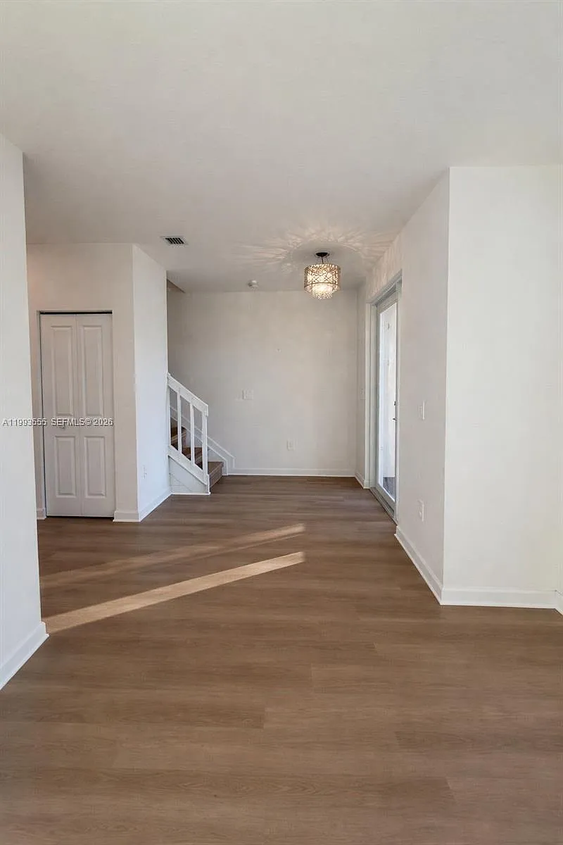 Building Photo - 26459 SW 148th Ave