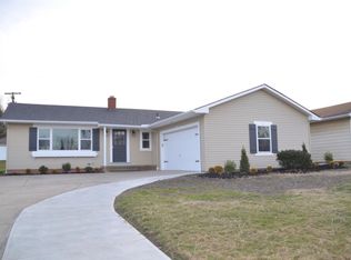 5609 Loyola Dr, Parma, OH 44129