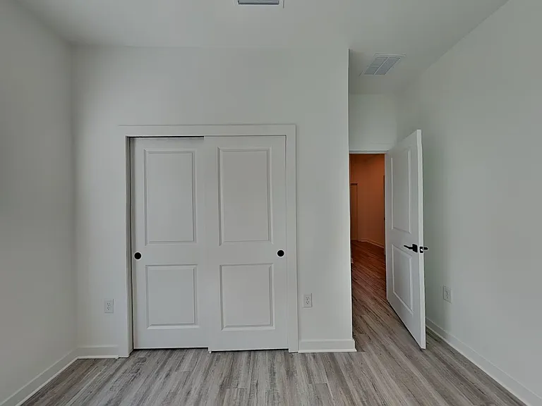 1120 Bismarck Rd — Photo 14
