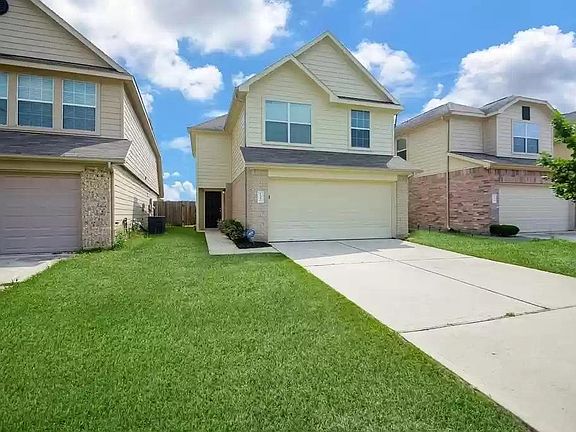 2nd image of 15446 Bammel Fields Ct #1