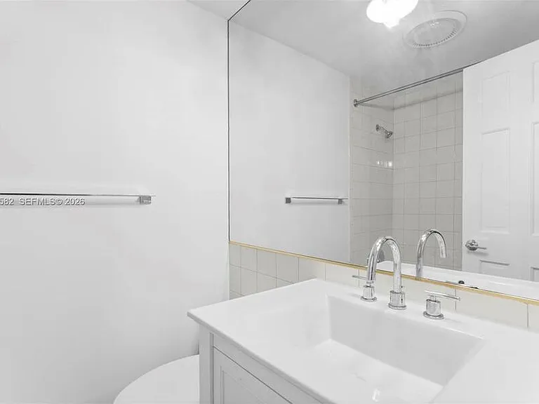 3945 Loquat Ave — Photo 26