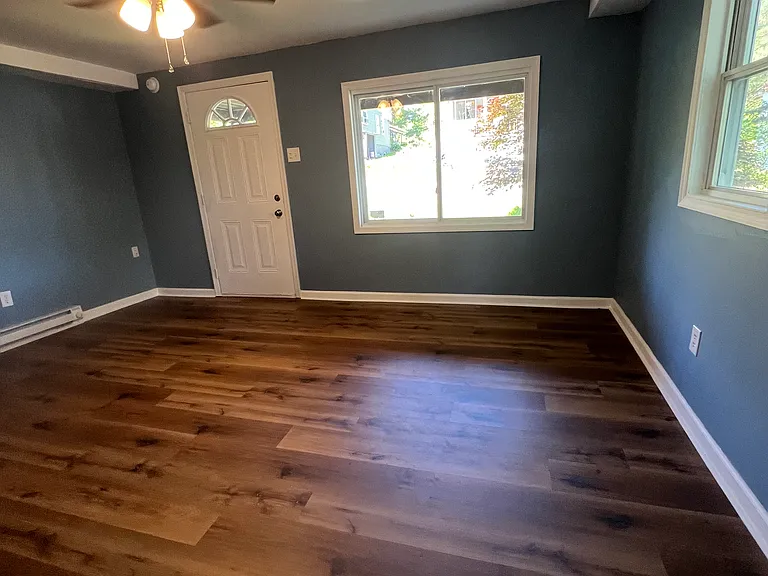 703 Yale St — Photo 14