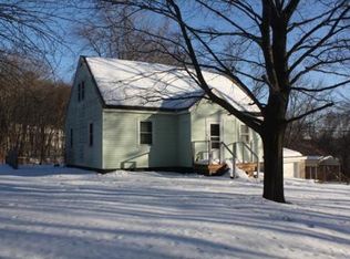 28 Park Hill Ave, Millbury, MA 01527
