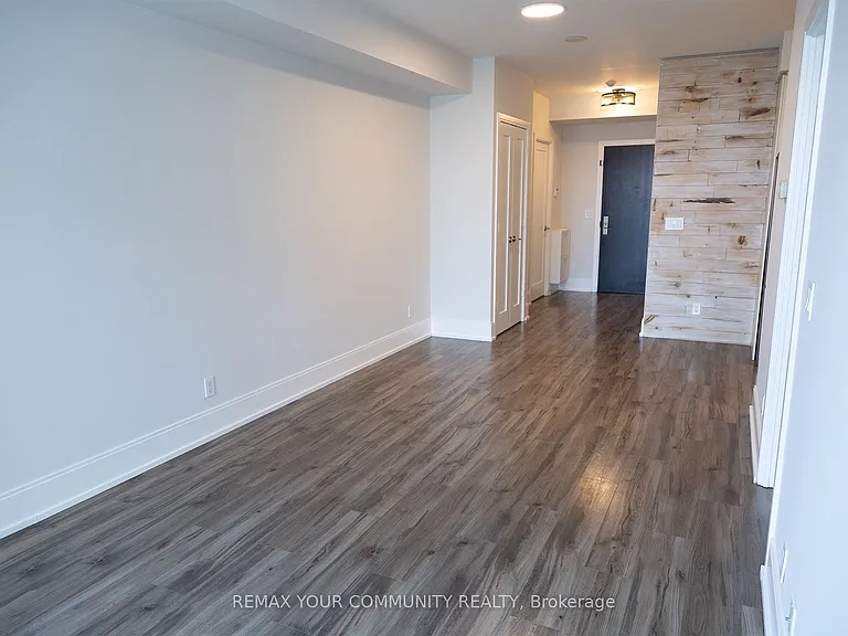 70 Roehampton Ave #1911 — Photo 3