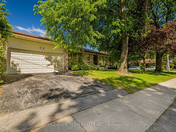 4th image of 55 Foxwarren Dr