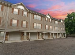47 Chestnut St APT 4, Waltham, MA 02453