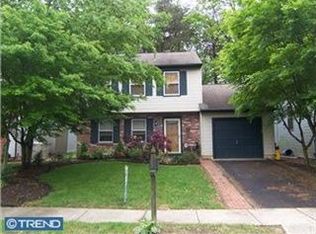 9 Woodvale Dr, Atco, NJ 08004