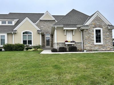 1546 Champion COURT, Oconomowoc, WI, 53066