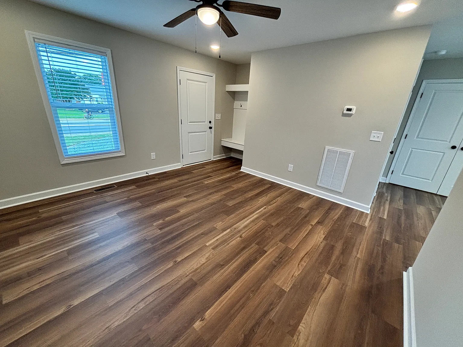 1 bed, 672 sqft, $1,150 — Photo 4