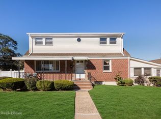 263 Hunnewell Ave, Elmont, NY 11003