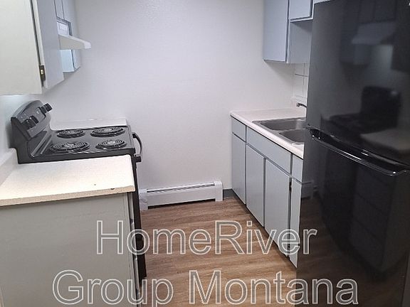 4th image of 707 SW Higgins Ave #214