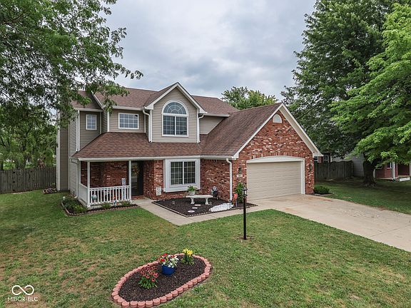 3rd image of 615 Hummingbird Ln
