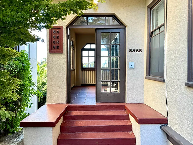 816 York St #816 — Photo 14