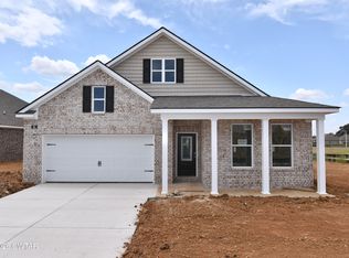 82 Gateway Dr, Jackson, TN 38305