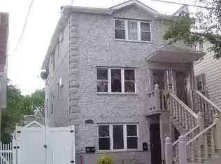 59-44 159th St FLOOR 3, Fresh Meadows, NY