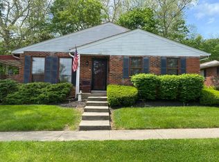 2061 Sunset Dr, Hamilton, OH 45013