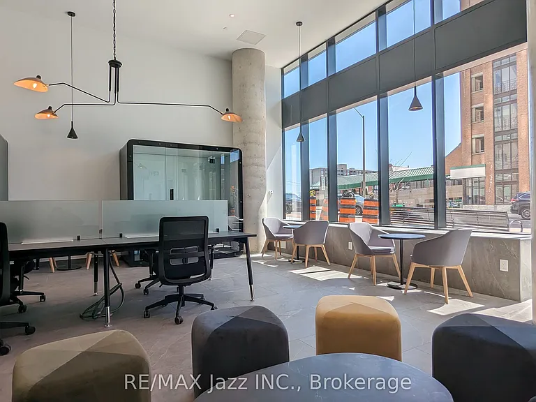 80 Bond St E #1202 — Photo 16