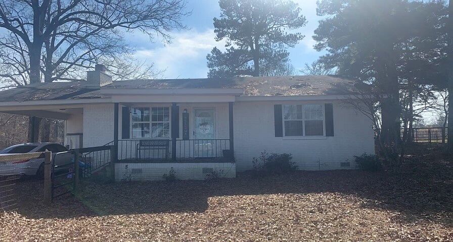 1st image of 110 Columbia Road 32