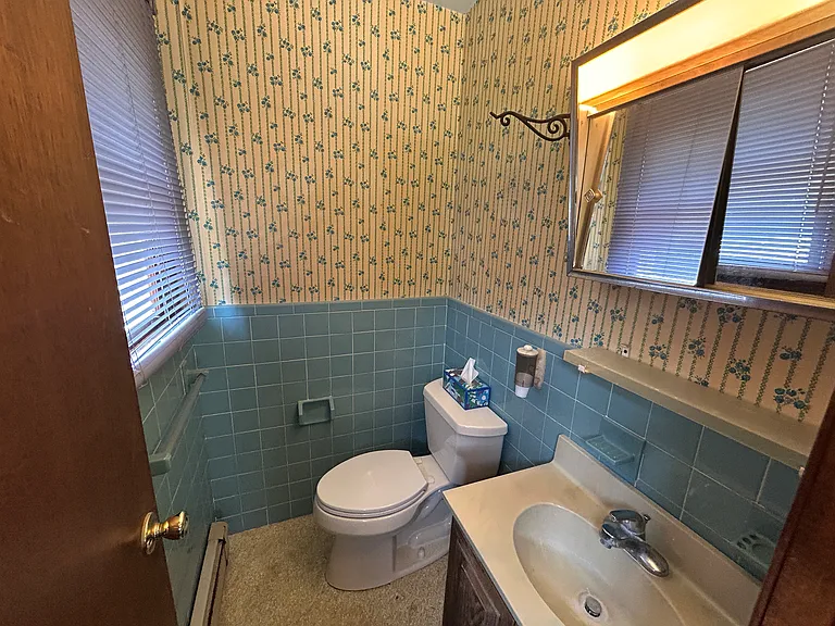 2516 Berkley Rd — Photo 16