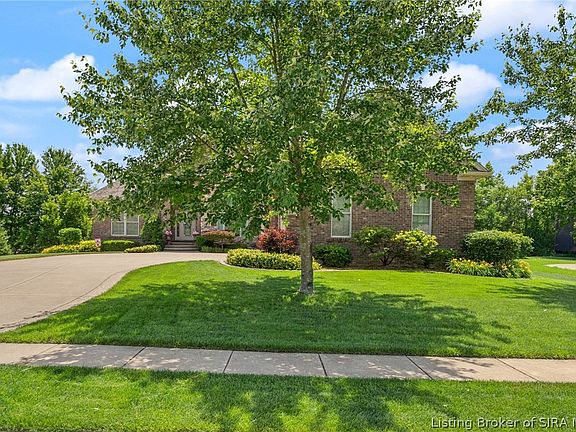 2nd image of 1016 Caiman Court