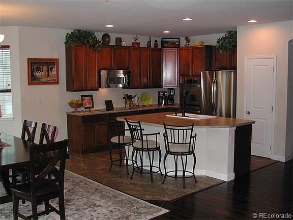 Entertainer's kitchen