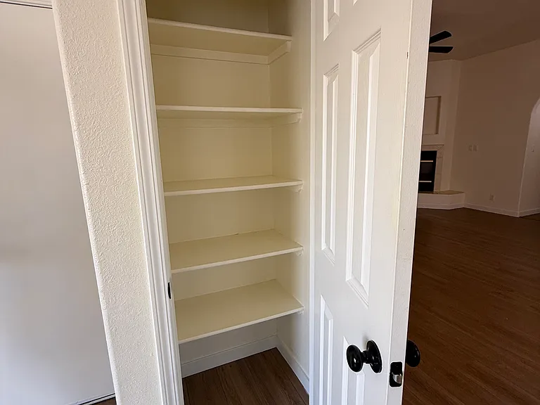 8735 Palomar Ave NE — Photo 11