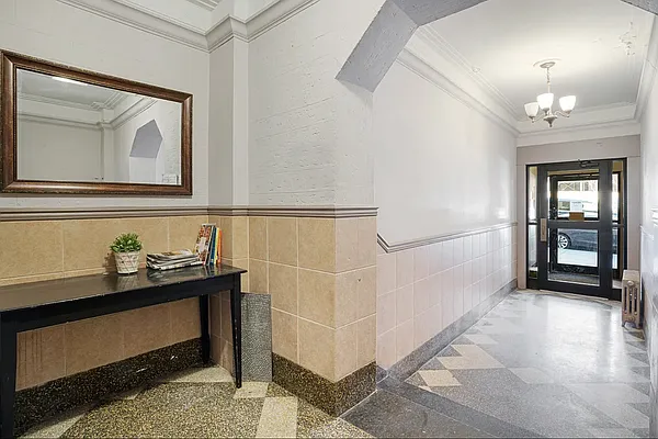 Rented by Platinum Properties | media 13