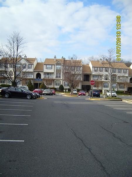 2nd image of 8206 Crossbrook Ct Unit 101