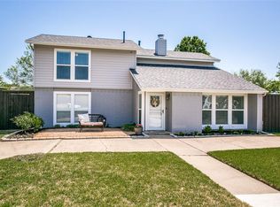 1752 Elizabeth Dr, Carrollton, TX 75007