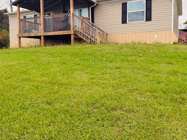 205 York Dr, Jonesville, VA 24263