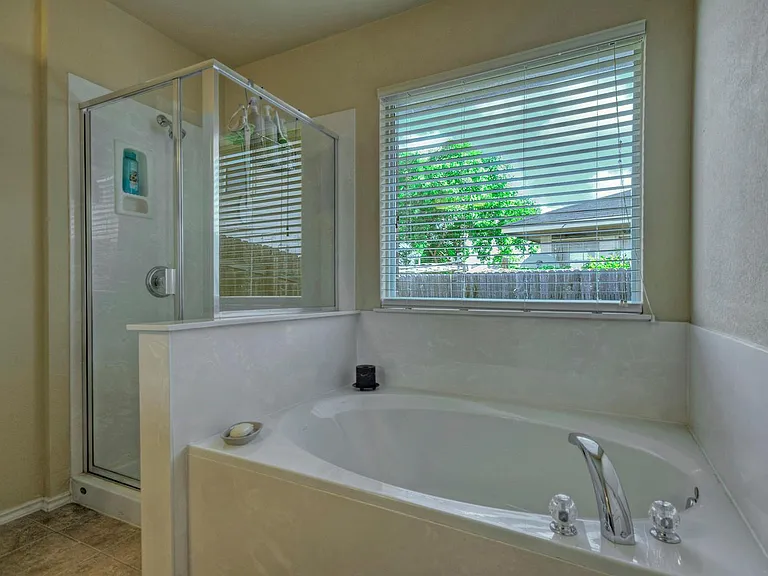 3501 Savage Springs Dr — Photo 15