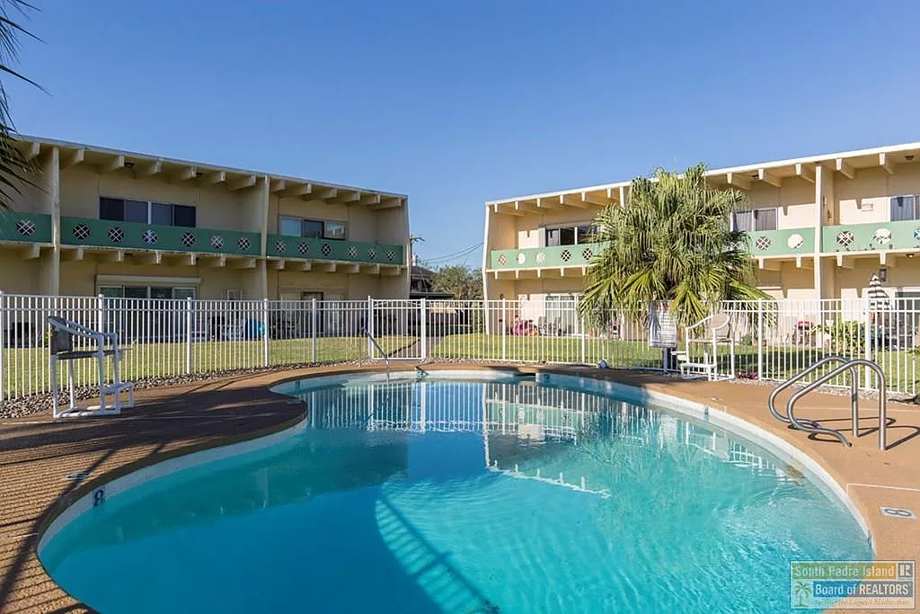Building Photo - 801 Beach Blvd #102B