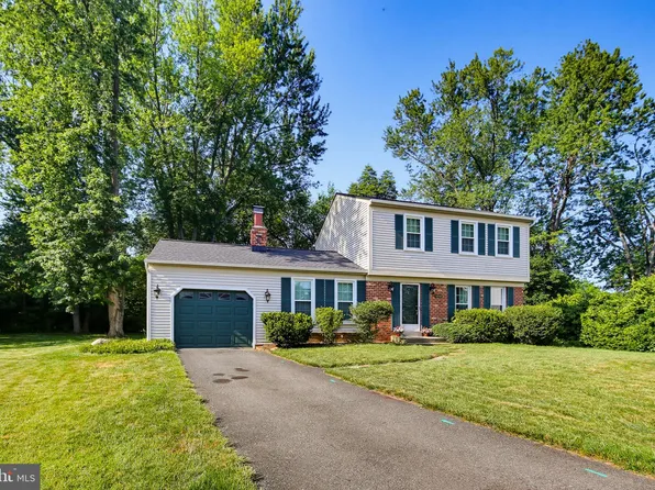 18904 Blue Heron Ln, Gaithersburg, MD 20879
