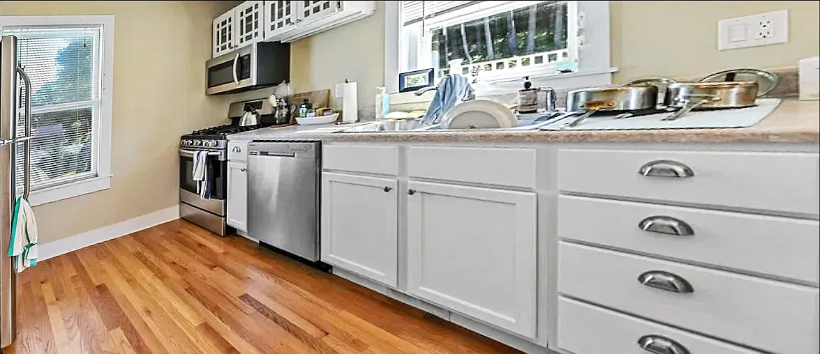2 bed, 1000 sqft, $1,450 — Photo 1