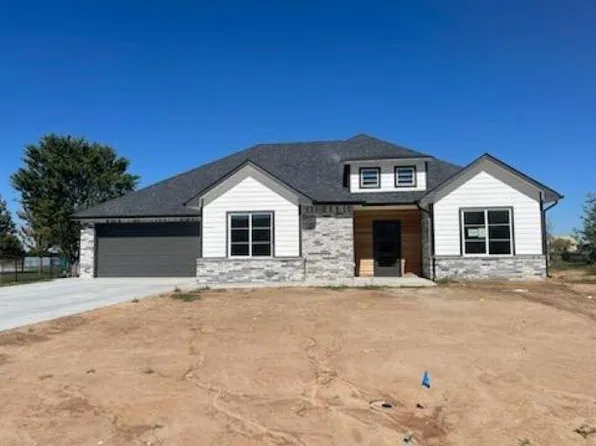 5140 N Colonial Ave, Bel Aire, KS 67226