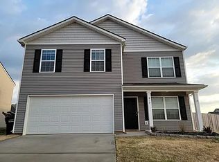 812 Old Towne Loop Dr, Seymour, TN 37865
