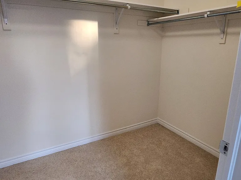 338 Fleetwood Dr — Photo 30