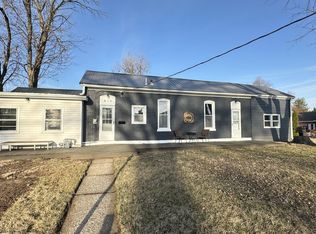 419 N 15th St, Quincy, IL 62301