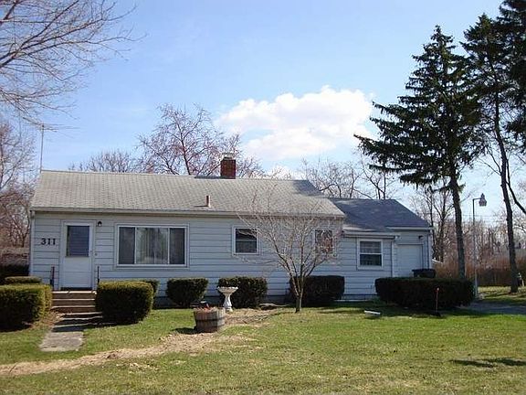 2nd image of 311 S Berrien St