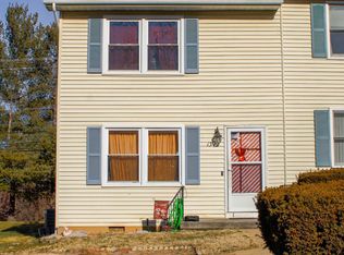 1342 Robinhood Ln, Front Royal, VA 22630